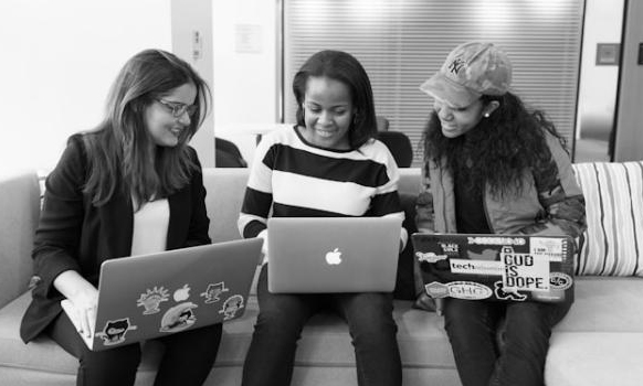 christina-wocintechchat-com-FPQlXQtjkqU-unsplash copy