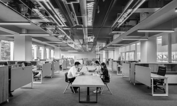 lycs-architecture-U2BI3GMnSSE-unsplash copy